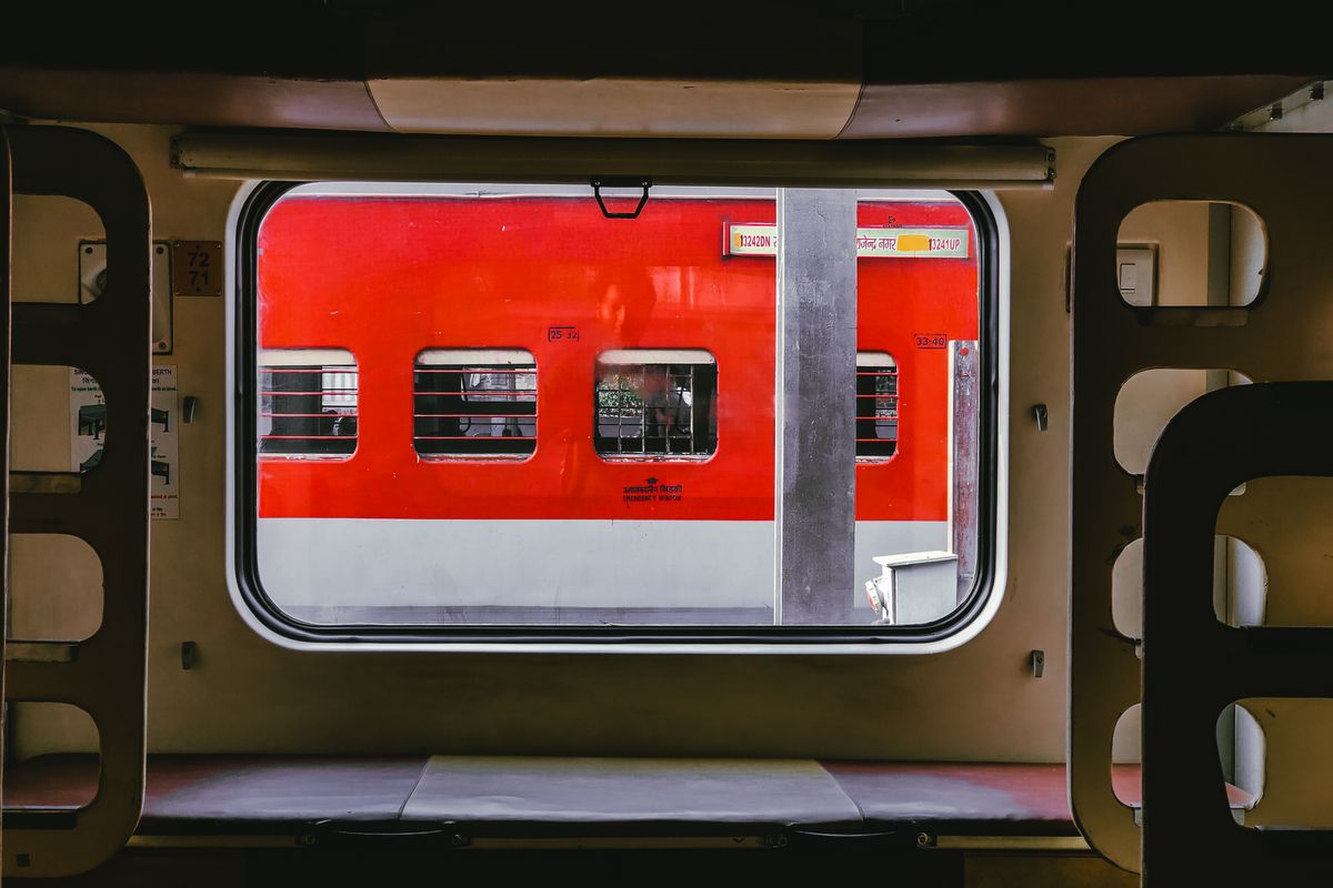 Viaggio responsabile: 5 decisioni che riducono davvero l’impronta